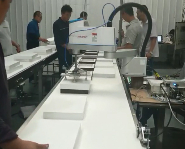 傳送帶跟蹤抓取組裝、裝配